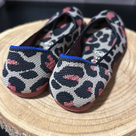 Rothy’s The Flat Round Red Cat Leopard Animal Print Women's Flats Shoes - Picture 3 of 9